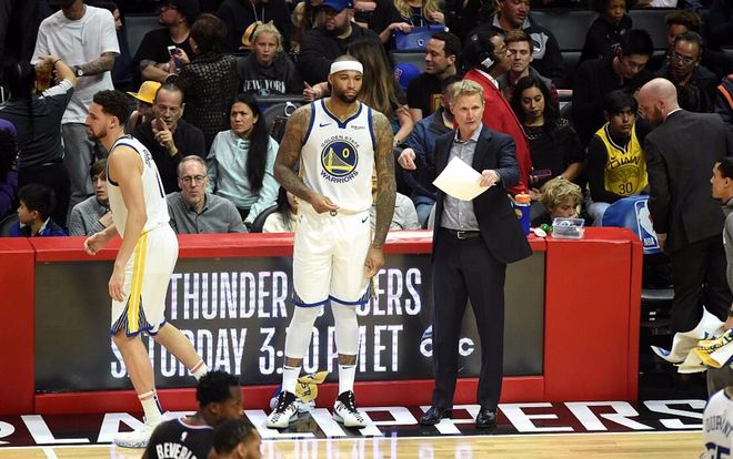 蓬勃发展的 蓬勃发展的